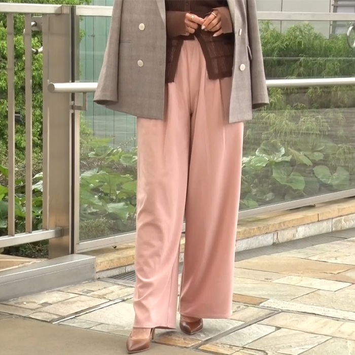 ピンク