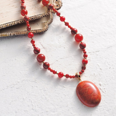 イソバナ珊瑚ペンダントネックレス