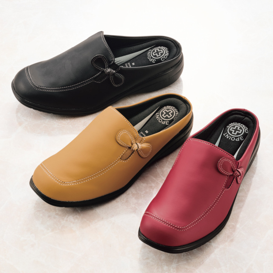 ＜パンジー＞足にフィットする快適サンダル