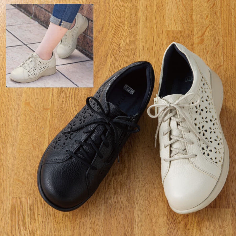 ＜高井さんの靴＞牛革5E花柄パンチングシューズ