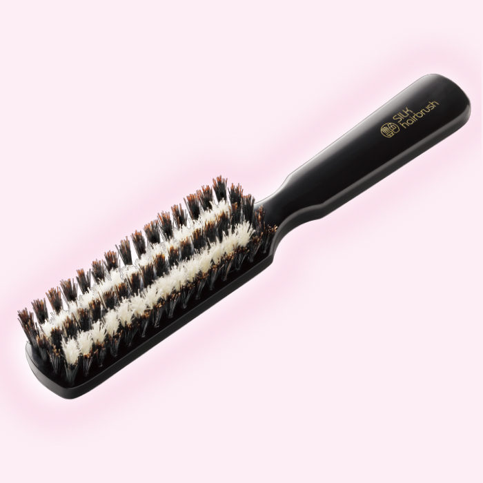 艶シルクのヘアブラシ