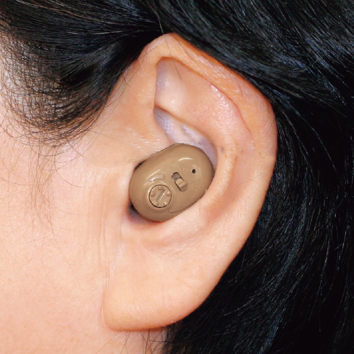 高齢者が選んだ充電式集音器