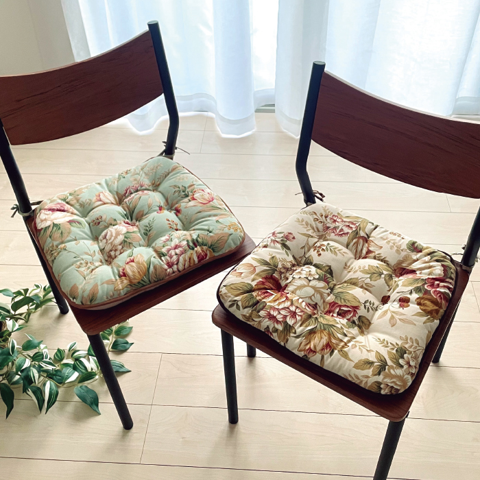 プリントシートクッション<フィオーラ> 同色4枚組