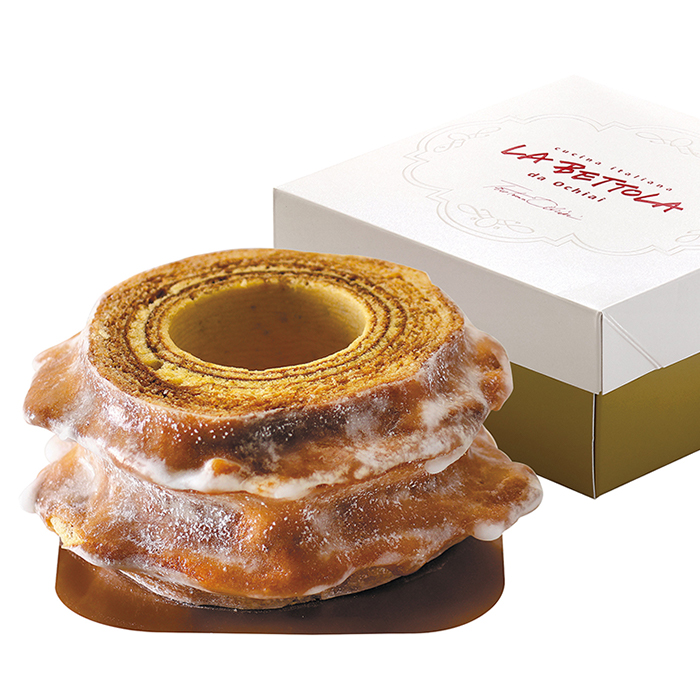 「ラ・ベットラ・ダ・オチアイ」バウムクーヘン 2山(オレンジピール入り)