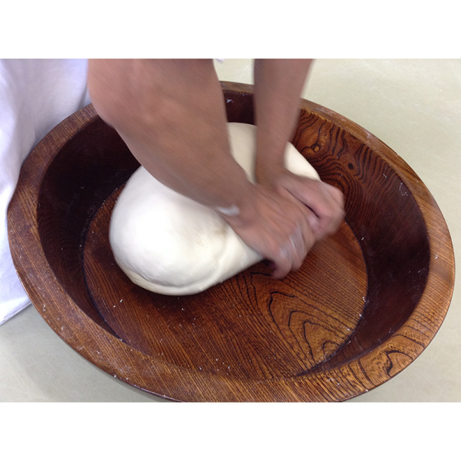 <秋田>古式杉箱入 稲庭手業うどん・稲庭薬膳うどん つゆ付セット