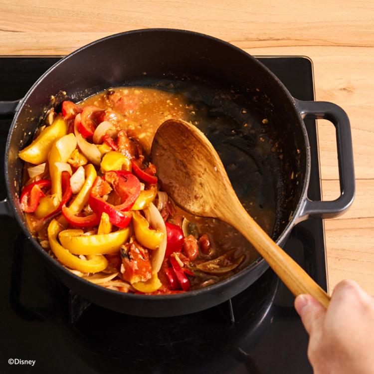 マイヤー ディズニーモノクロームコレクション キャストアイアンキャセロール