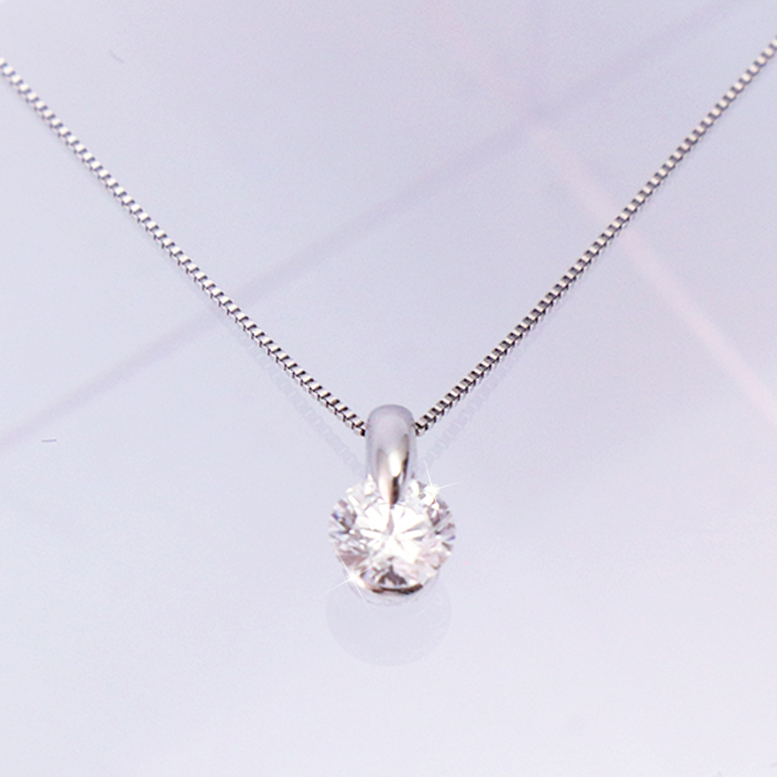 インターナリーフローレス・Dカラー・トリプルエクセレントカット0.3ctダイヤモンドペンダント