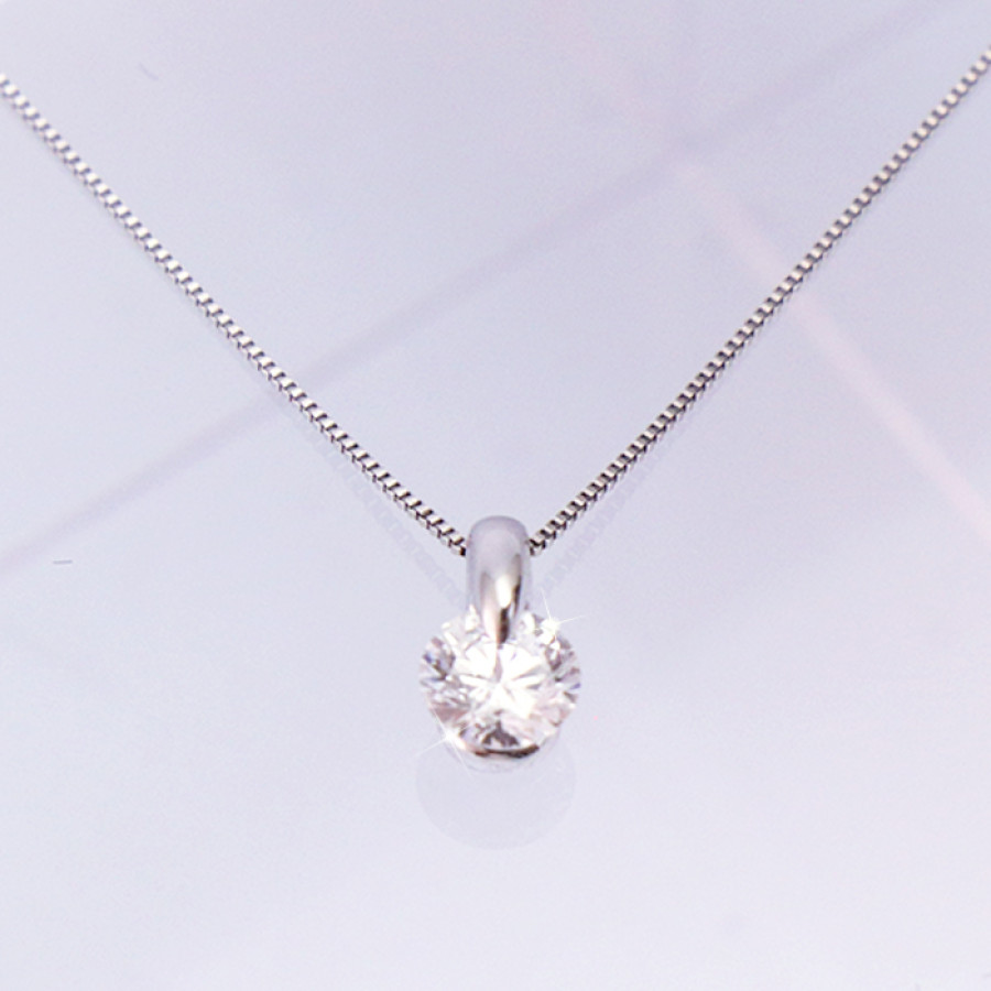 インターナリーフローレス・Dカラー・トリプルエクセレントカット0.3ctダイヤモンドペンダント