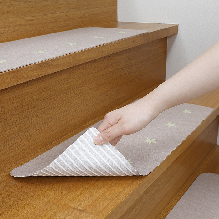 吸着蓄光階段マット
