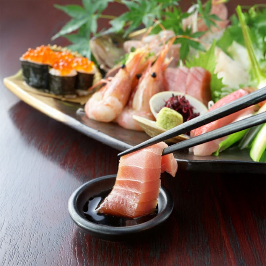 まるはら うす塩さしみ醤油 あやめ 1L [原次郎左衛門]【醤油 しょうゆ アヤメ】