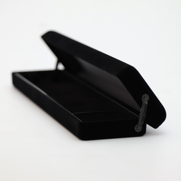 K18 グリーンガーネット ペンダントネックレス