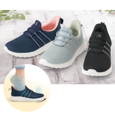 歩きたくなるスットインシューズ