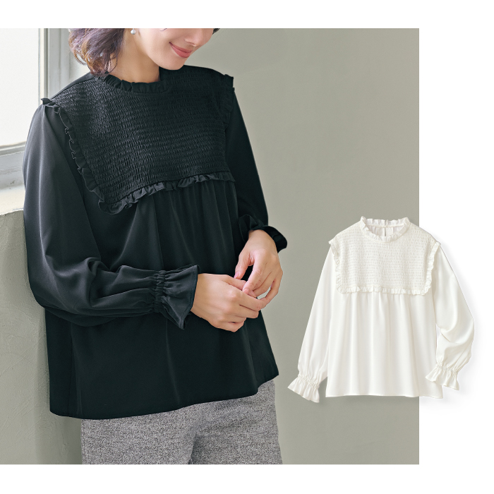 胸元シャーリングブラウス