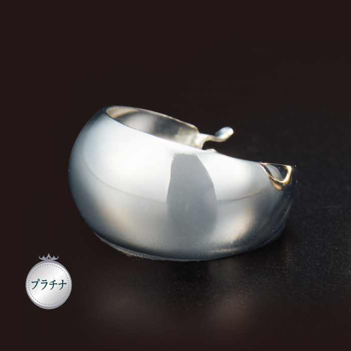 プラチナ幅広フープピアス