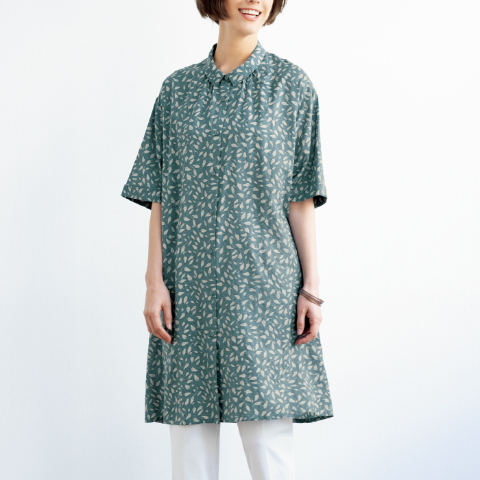 リーフプリントシャツチュニック