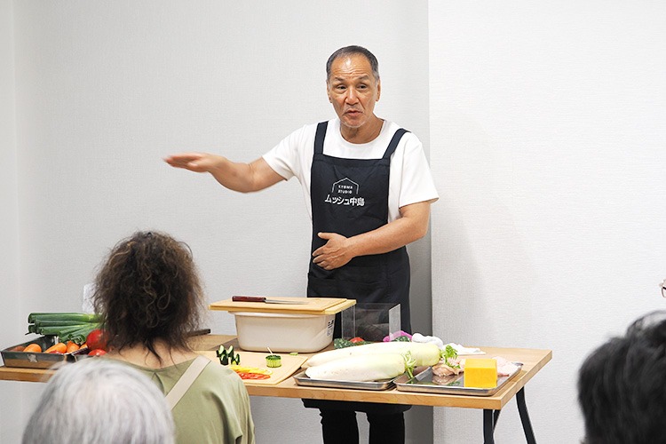 トップバッターはムッシュ中島さん。ベテラン感のあるきっぷのいい喋り！