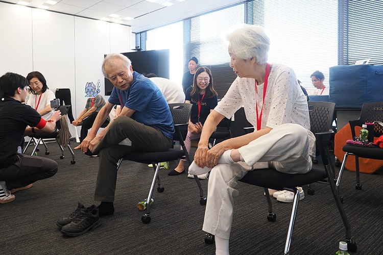 前回参加した男性が、奥様を連れてまた参加してくれていました！　「来てよかったでしょ」「来てよかった」と話すのが聞こえて嬉しかったです。